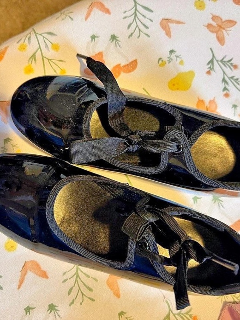 Girls tap shoes size 12